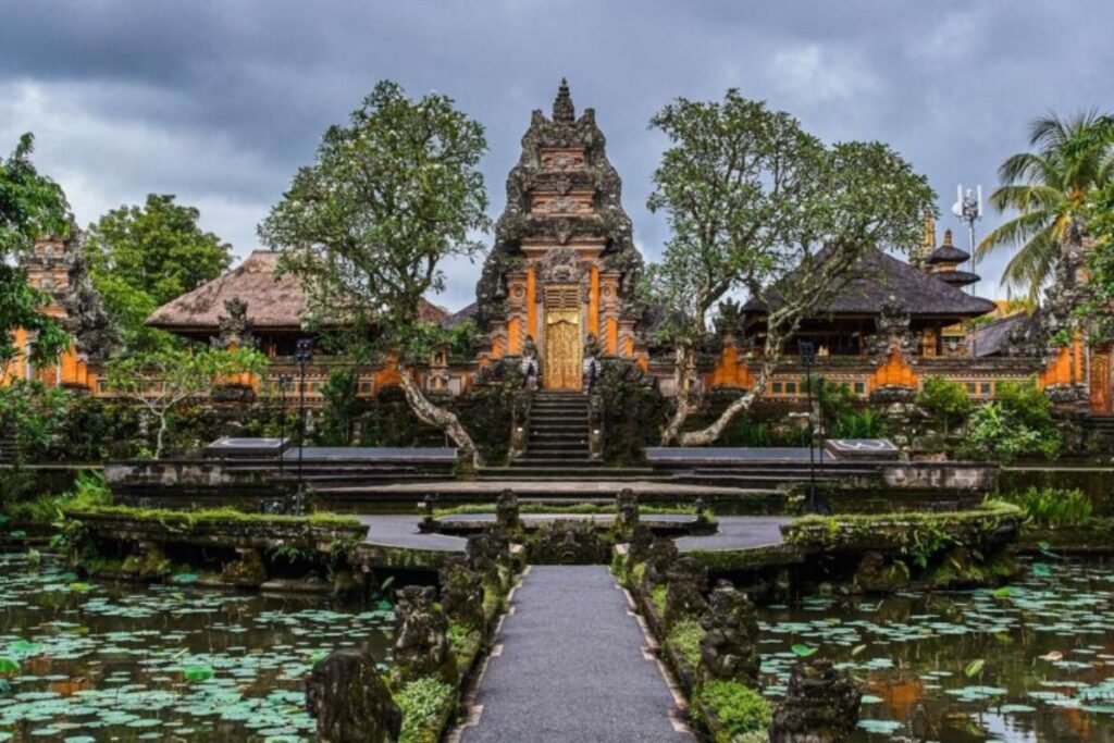 12. ubud palace 1024x683