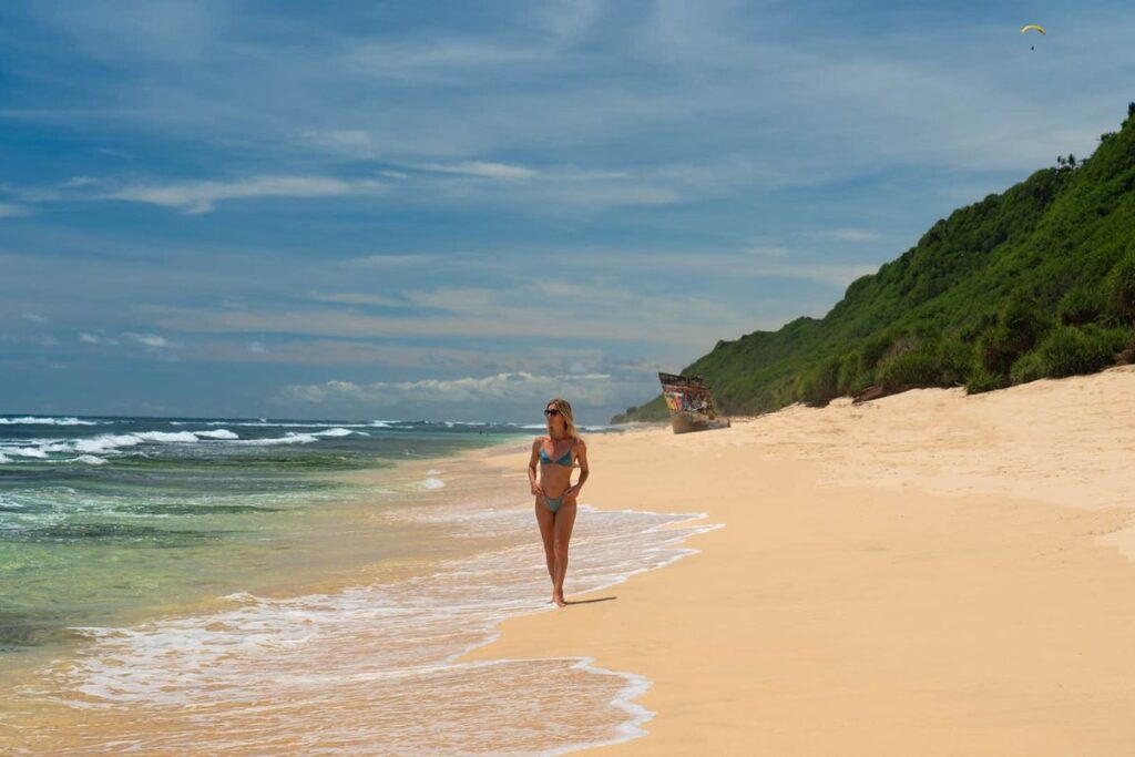 7. pantai nunggalan 1024x683